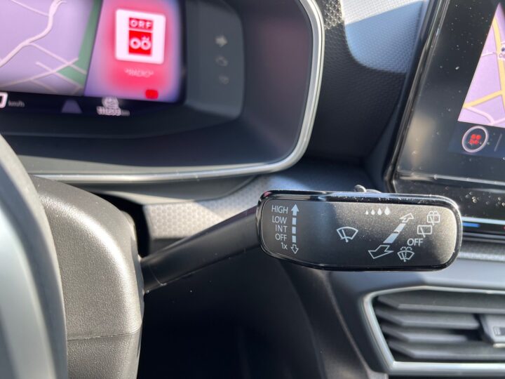 Abbildung Fahrzeugdetailansicht SEAT Leon - Nr. 39