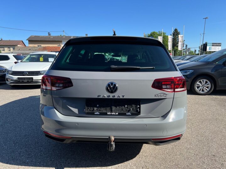 Abbildung Fahrzeugdetailansicht Volkswagen Passat Variant - Nr. 3