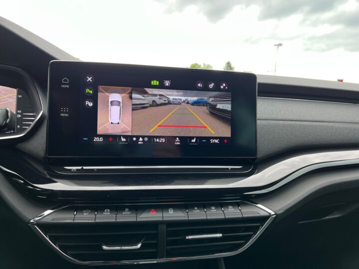 Abbildung Fahrzeugdetailansicht Skoda Octavia - Nr. 28