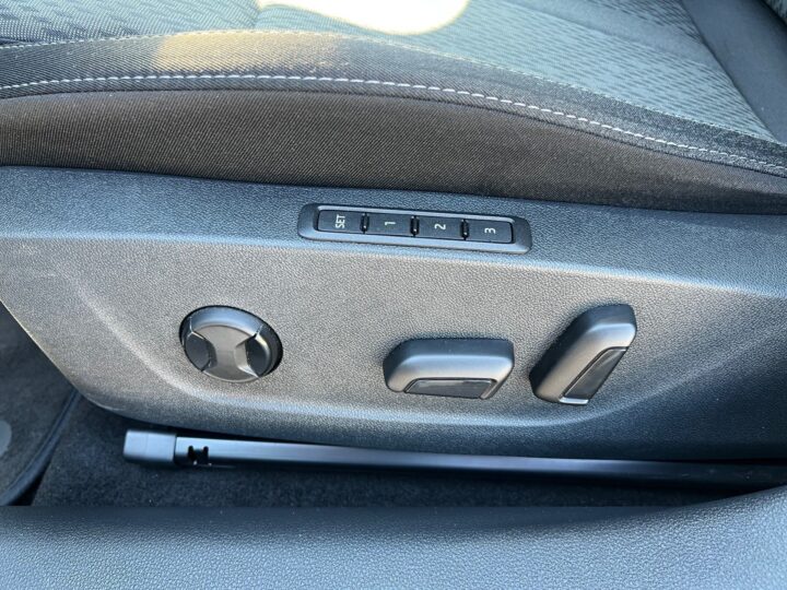 Abbildung Fahrzeugdetailansicht Skoda Octavia - Nr. 31