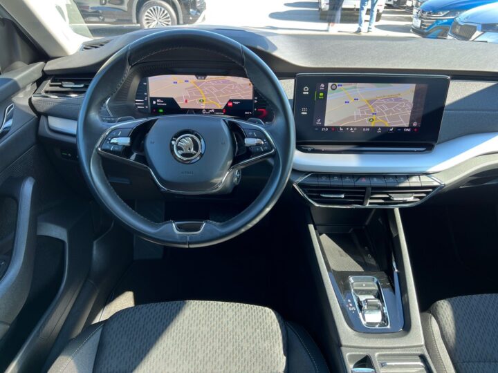 Abbildung Fahrzeugdetailansicht Skoda Octavia - Nr. 10