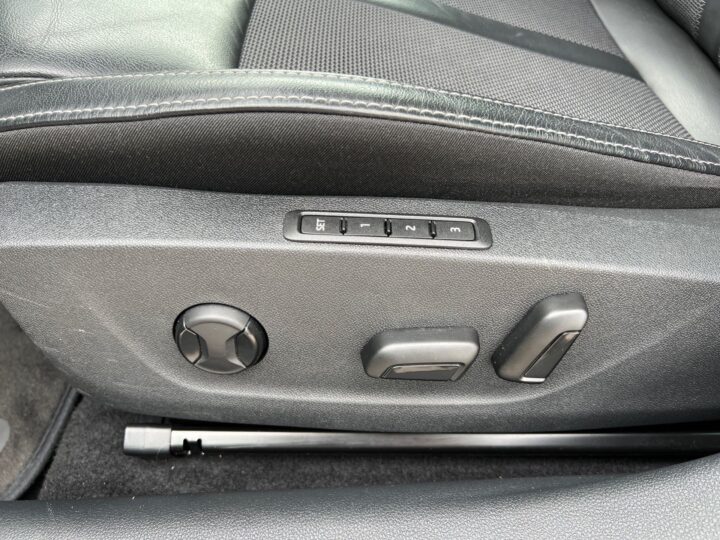 Abbildung Fahrzeugdetailansicht Skoda Octavia - Nr. 31