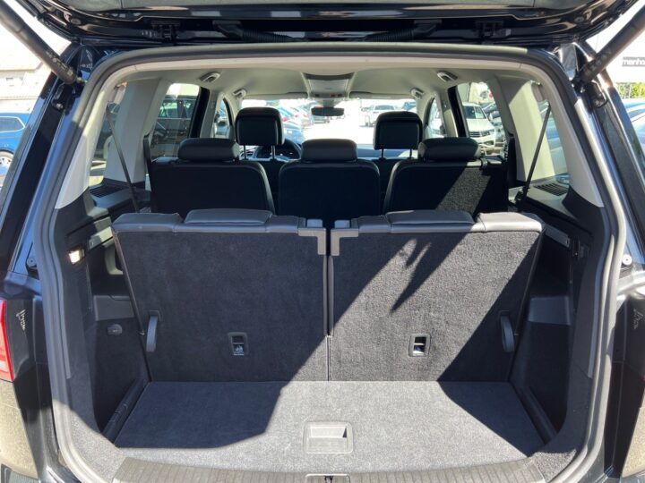 Abbildung Fahrzeugdetailansicht Volkswagen Touran - Nr. 15