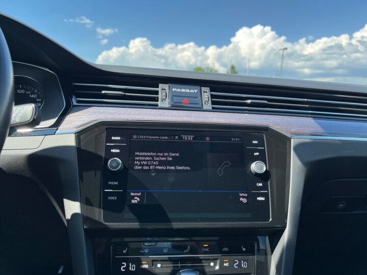 Abbildung Fahrzeugdetailansicht Volkswagen Passat Variant - Nr. 22