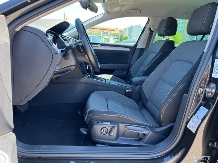 Abbildung Fahrzeugdetailansicht Volkswagen Passat Variant - Nr. 12