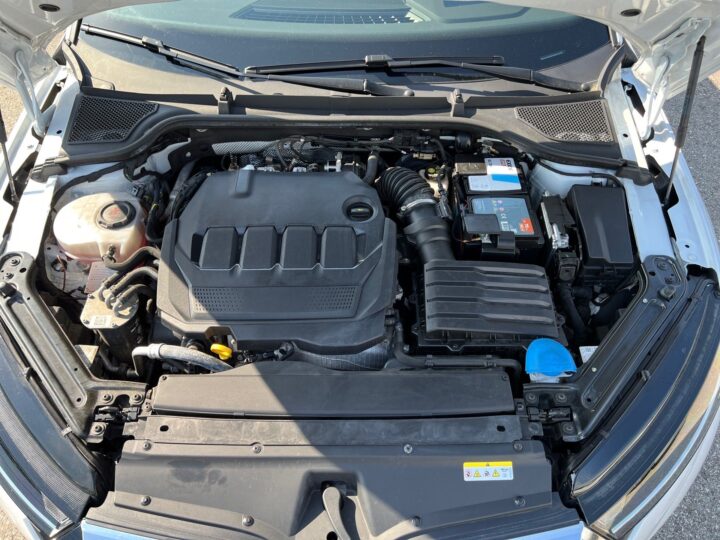 Abbildung Fahrzeugdetailansicht Skoda Octavia - Nr. 35