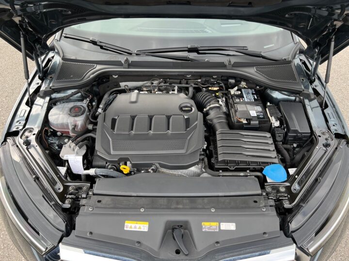Abbildung Fahrzeugdetailansicht Skoda Octavia - Nr. 35