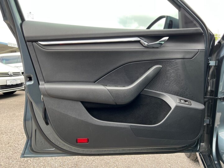Abbildung Fahrzeugdetailansicht Skoda Octavia - Nr. 30
