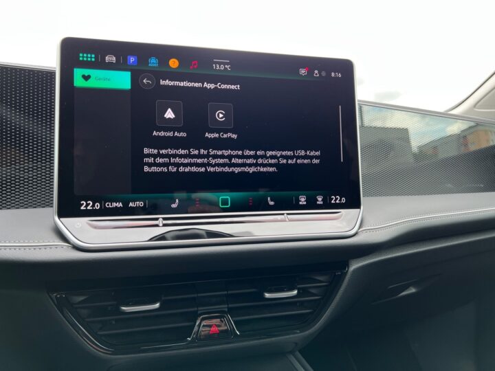 Abbildung Fahrzeugdetailansicht Volkswagen Passat Variant - Nr. 21
