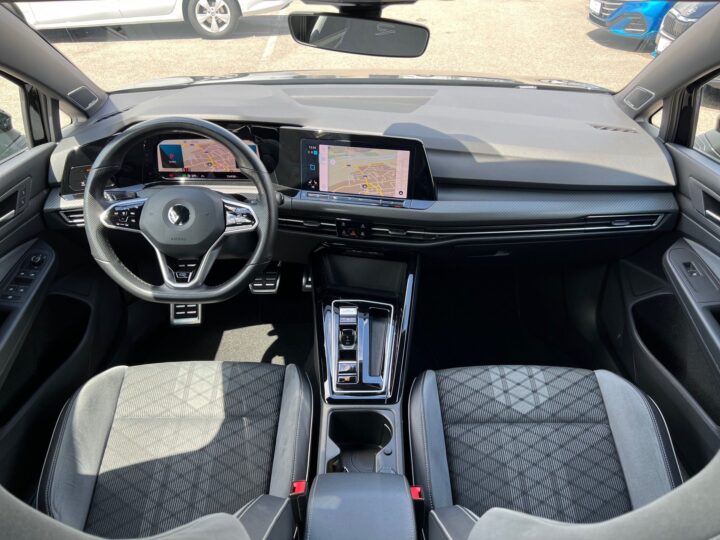 Abbildung Fahrzeugdetailansicht Volkswagen Golf Variant - Nr. 9
