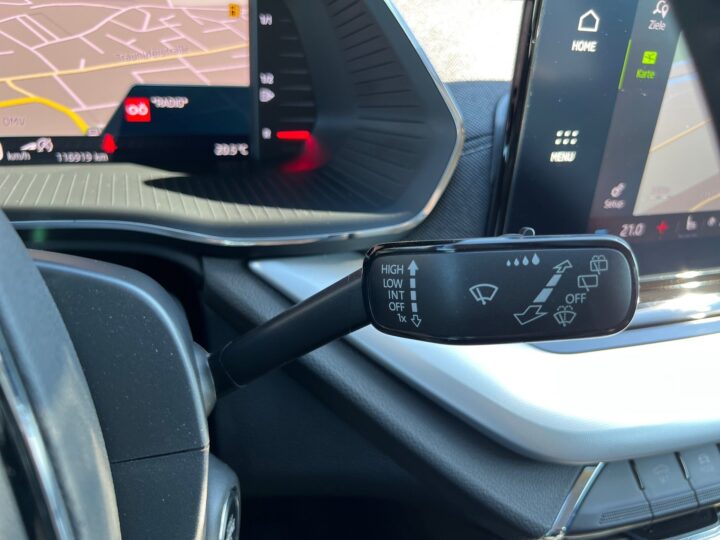 Abbildung Fahrzeugdetailansicht Skoda Octavia - Nr. 42