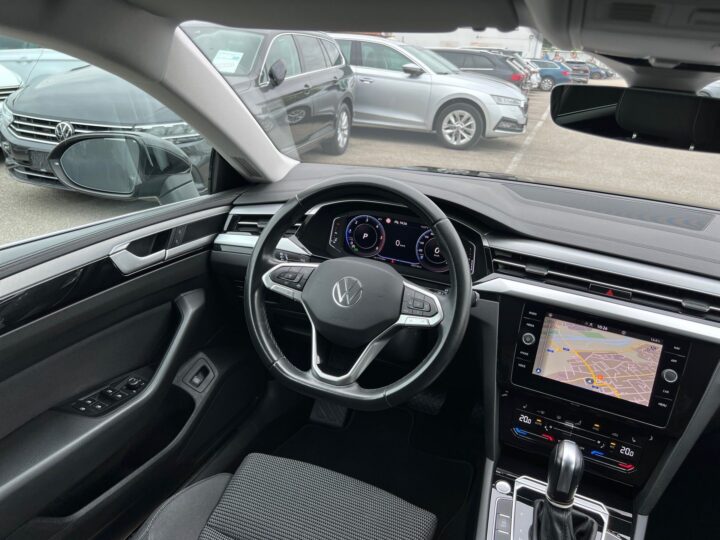 Abbildung Fahrzeugdetailansicht Volkswagen Arteon - Nr. 11
