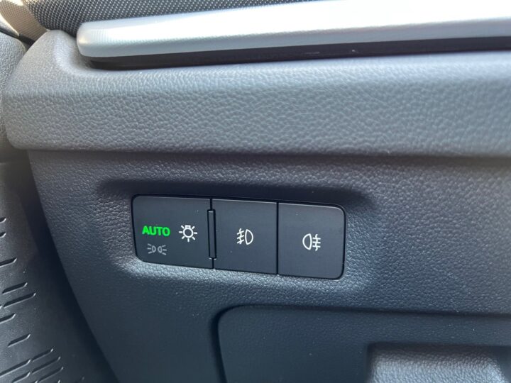 Abbildung Fahrzeugdetailansicht Skoda Octavia - Nr. 46