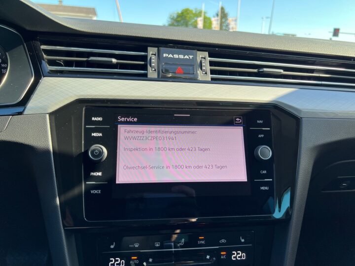 Abbildung Fahrzeugdetailansicht Volkswagen Passat Variant - Nr. 26