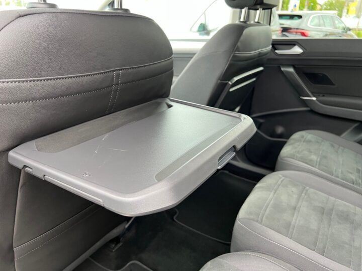Abbildung Fahrzeugdetailansicht Volkswagen Touran - Nr. 39