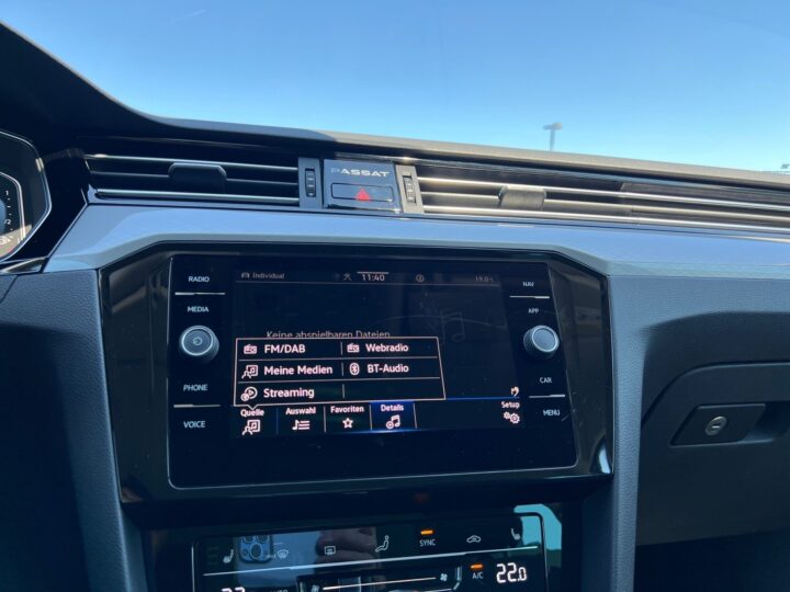 Abbildung Fahrzeugdetailansicht Volkswagen Passat Variant - Nr. 20