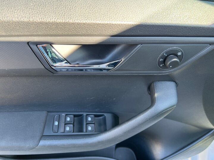 Abbildung Fahrzeugdetailansicht Skoda Fabia - Nr. 30