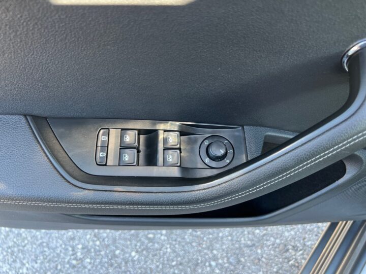 Abbildung Fahrzeugdetailansicht Skoda Superb - Nr. 32