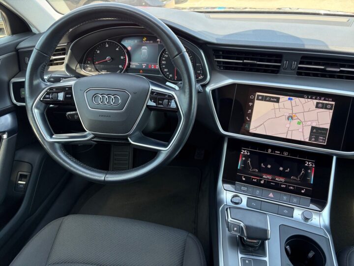 Abbildung Fahrzeugdetailansicht Audi A6 - Nr. 10