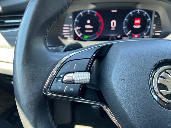 Abbildung Fahrzeugdetailansicht Skoda Octavia - Nr. 42