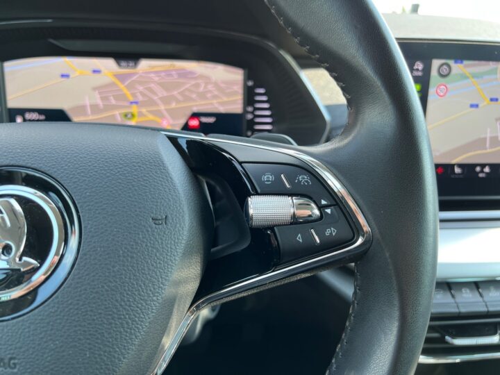 Abbildung Fahrzeugdetailansicht Skoda Octavia - Nr. 42