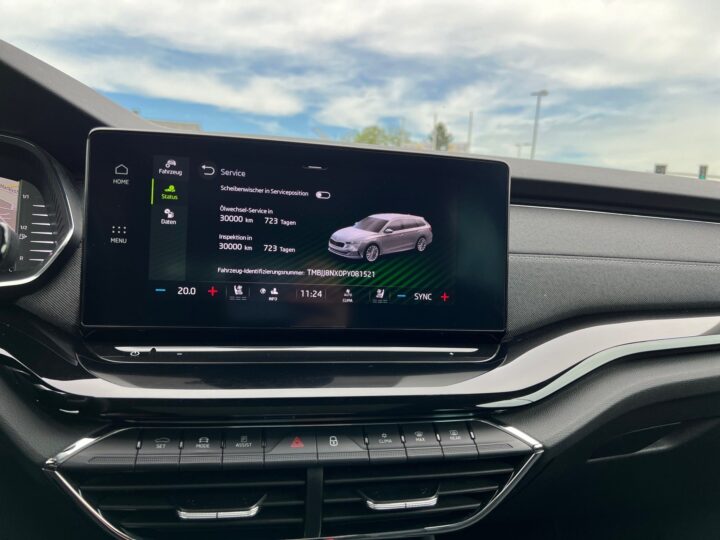 Abbildung Fahrzeugdetailansicht Skoda Octavia - Nr. 27