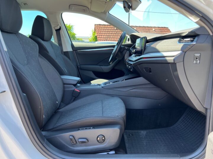 Abbildung Fahrzeugdetailansicht Skoda Octavia - Nr. 34