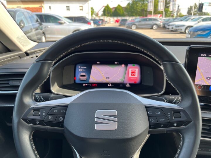 Abbildung Fahrzeugdetailansicht SEAT Leon - Nr. 15