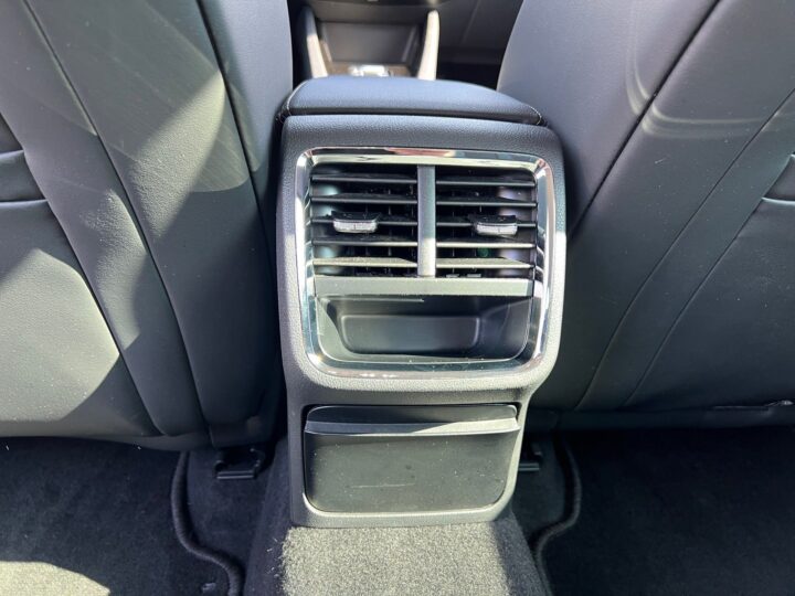 Abbildung Fahrzeugdetailansicht Skoda Octavia - Nr. 33