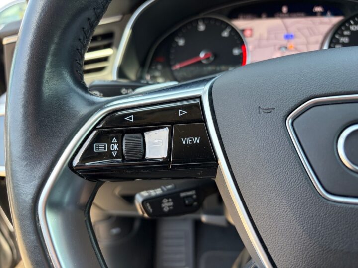 Abbildung Fahrzeugdetailansicht Audi A6 - Nr. 26