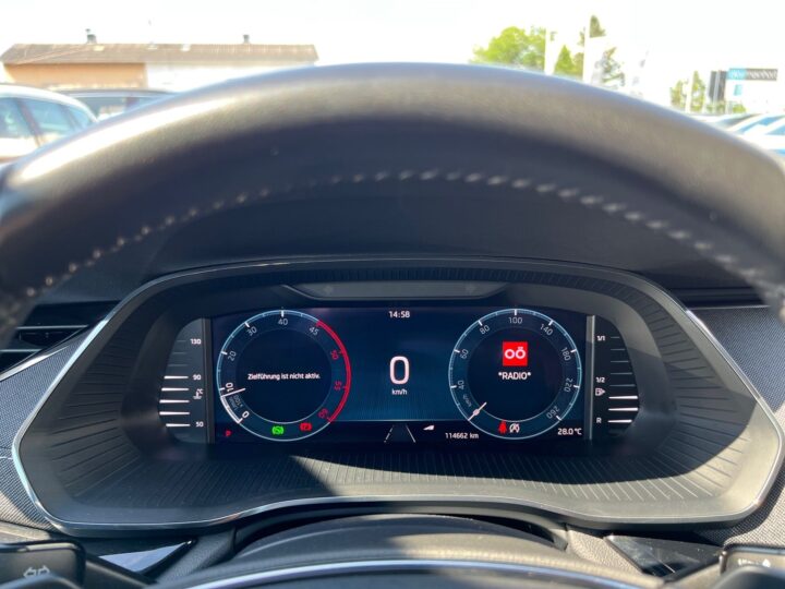 Abbildung Fahrzeugdetailansicht Skoda Octavia - Nr. 16