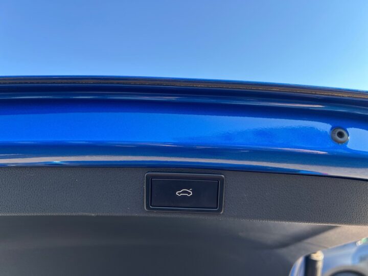 Abbildung Fahrzeugdetailansicht Skoda Octavia - Nr. 38