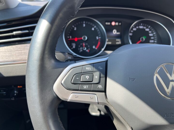 Abbildung Fahrzeugdetailansicht Volkswagen Passat Variant - Nr. 43
