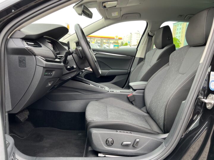 Abbildung Fahrzeugdetailansicht Skoda Octavia - Nr. 12