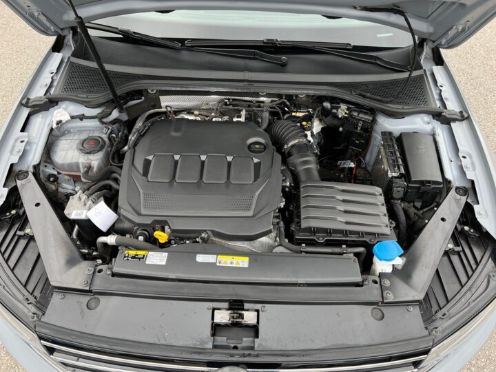 Abbildung Fahrzeugdetailansicht Volkswagen Passat Variant - Nr. 35