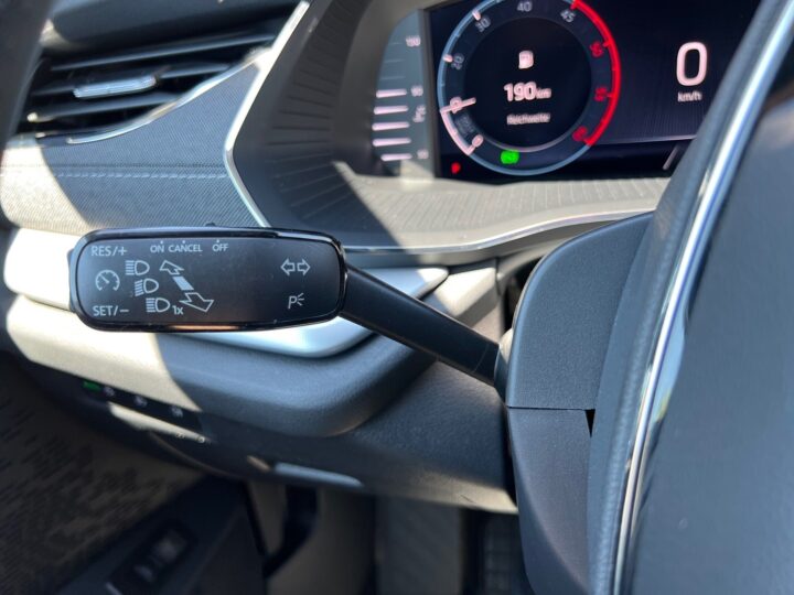 Abbildung Fahrzeugdetailansicht Skoda Octavia - Nr. 44