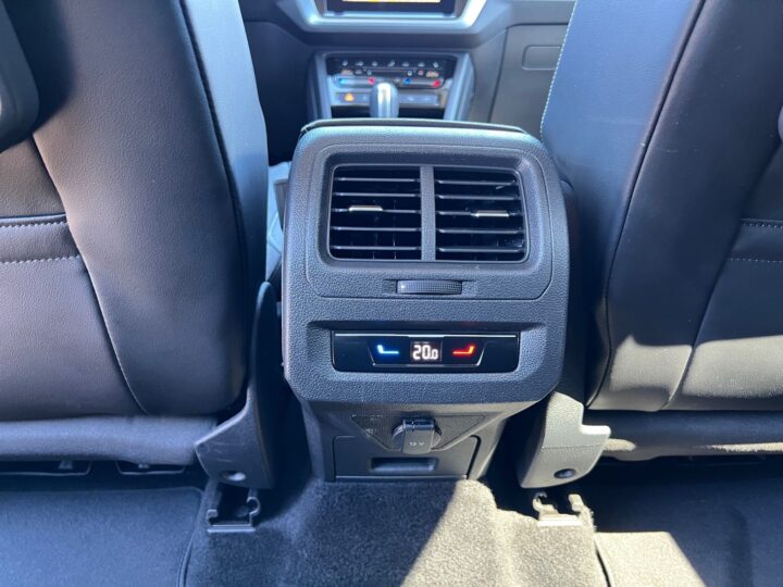 Abbildung Fahrzeugdetailansicht Volkswagen Touran - Nr. 31