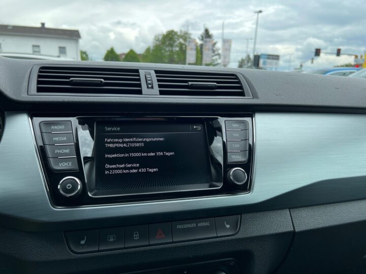 Abbildung Fahrzeugdetailansicht Skoda Fabia - Nr. 24