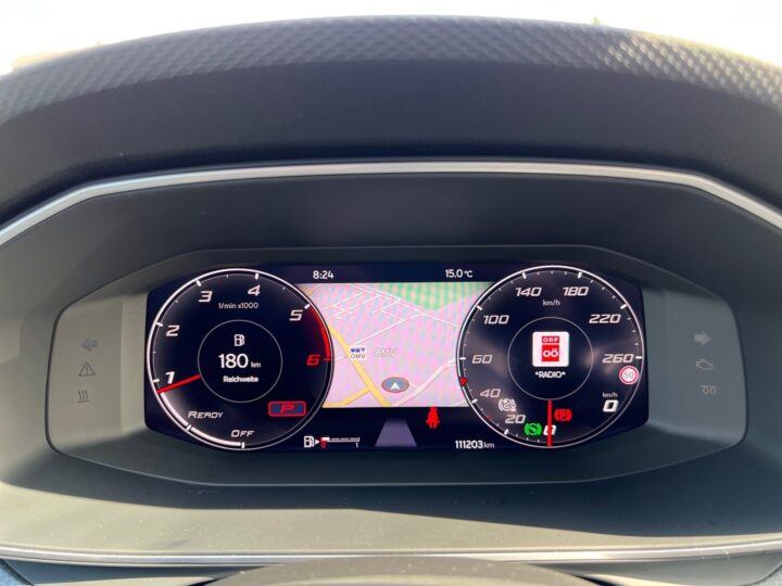 Abbildung Fahrzeugdetailansicht SEAT Leon - Nr. 16