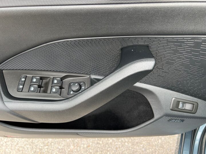 Abbildung Fahrzeugdetailansicht Skoda Octavia - Nr. 32