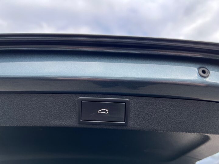 Abbildung Fahrzeugdetailansicht Skoda Octavia - Nr. 38