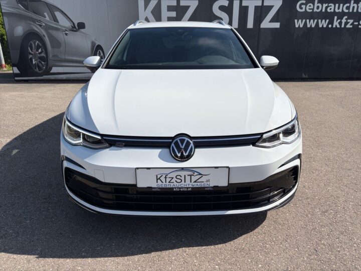 Abbildung Fahrzeugdetailansicht Volkswagen Golf Variant - Nr. 7