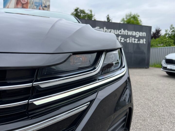 Abbildung Fahrzeugdetailansicht Volkswagen Arteon - Nr. 36
