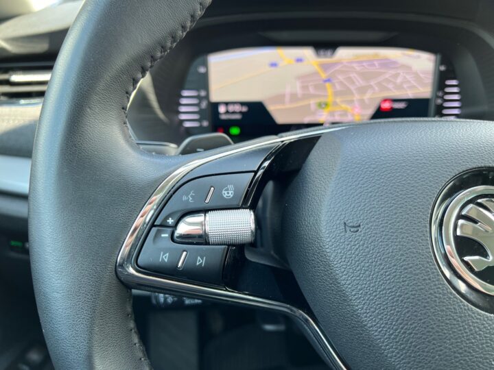 Abbildung Fahrzeugdetailansicht Skoda Octavia - Nr. 44