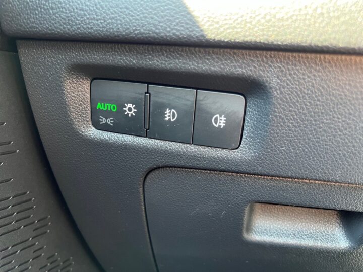 Abbildung Fahrzeugdetailansicht Skoda Octavia - Nr. 47