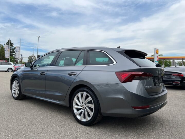 Abbildung Fahrzeugdetailansicht Skoda Octavia - Nr. 4