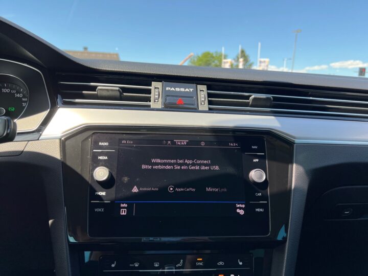 Abbildung Fahrzeugdetailansicht Volkswagen Passat Variant - Nr. 21