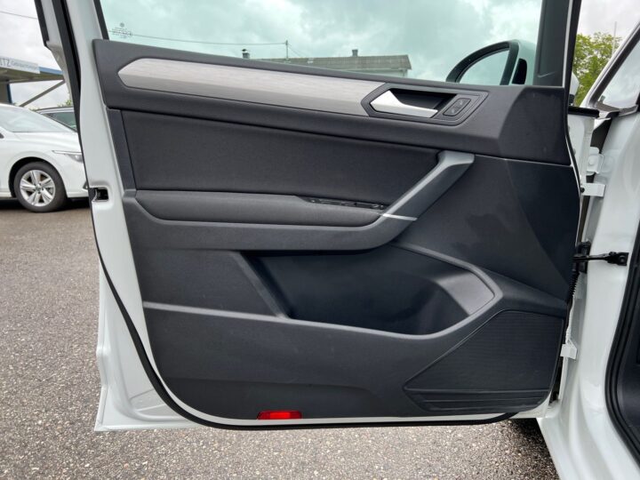 Abbildung Fahrzeugdetailansicht Volkswagen Touran - Nr. 30