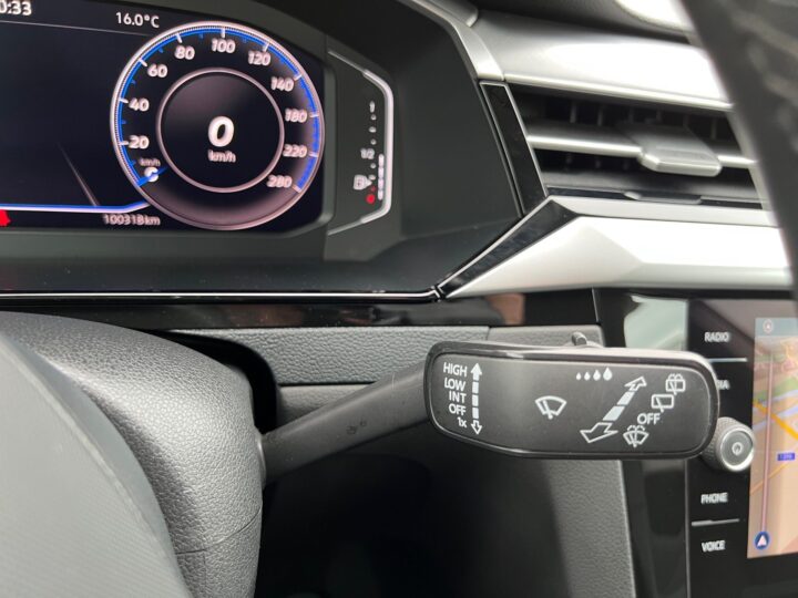 Abbildung Fahrzeugdetailansicht Volkswagen Arteon - Nr. 43
