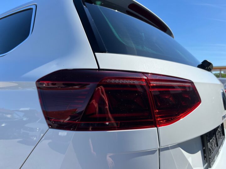 Abbildung Fahrzeugdetailansicht Volkswagen Passat Variant - Nr. 39